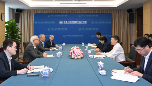 生态环境部部长黄润秋会见香港环境及生态局局长